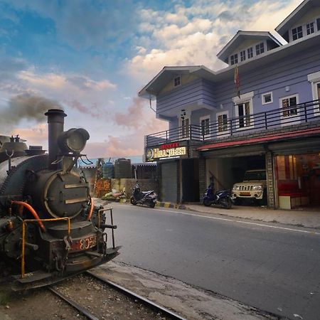 Hotel Hill Queen Near Sherpa Gumba Darjeeling Mall 5 Min Couple Friendly Экстерьер фото