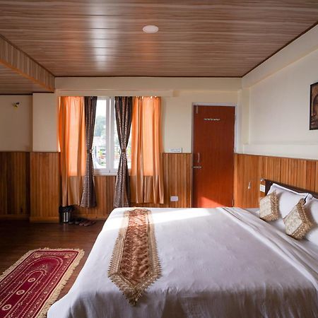 Hotel Hill Queen Near Sherpa Gumba Darjeeling Mall 5 Min Couple Friendly Экстерьер фото