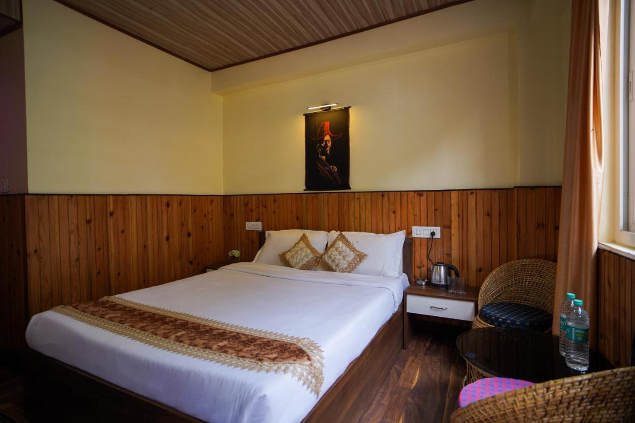 Hotel Hill Queen Near Sherpa Gumba Darjeeling Mall 5 Min Couple Friendly Экстерьер фото