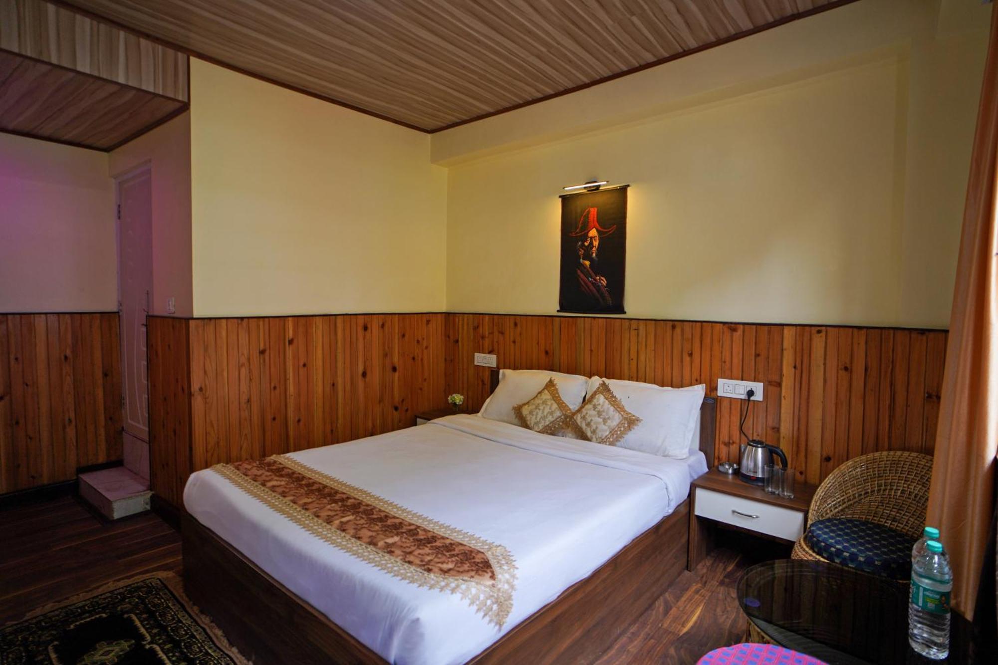 Hotel Hill Queen Near Sherpa Gumba Darjeeling Mall 5 Min Couple Friendly Экстерьер фото