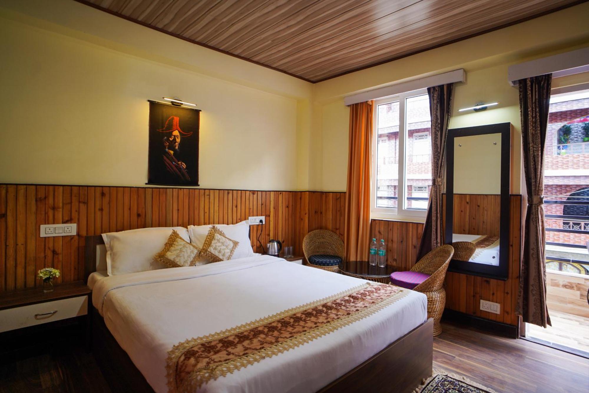 Hotel Hill Queen Near Sherpa Gumba Darjeeling Mall 5 Min Couple Friendly Экстерьер фото